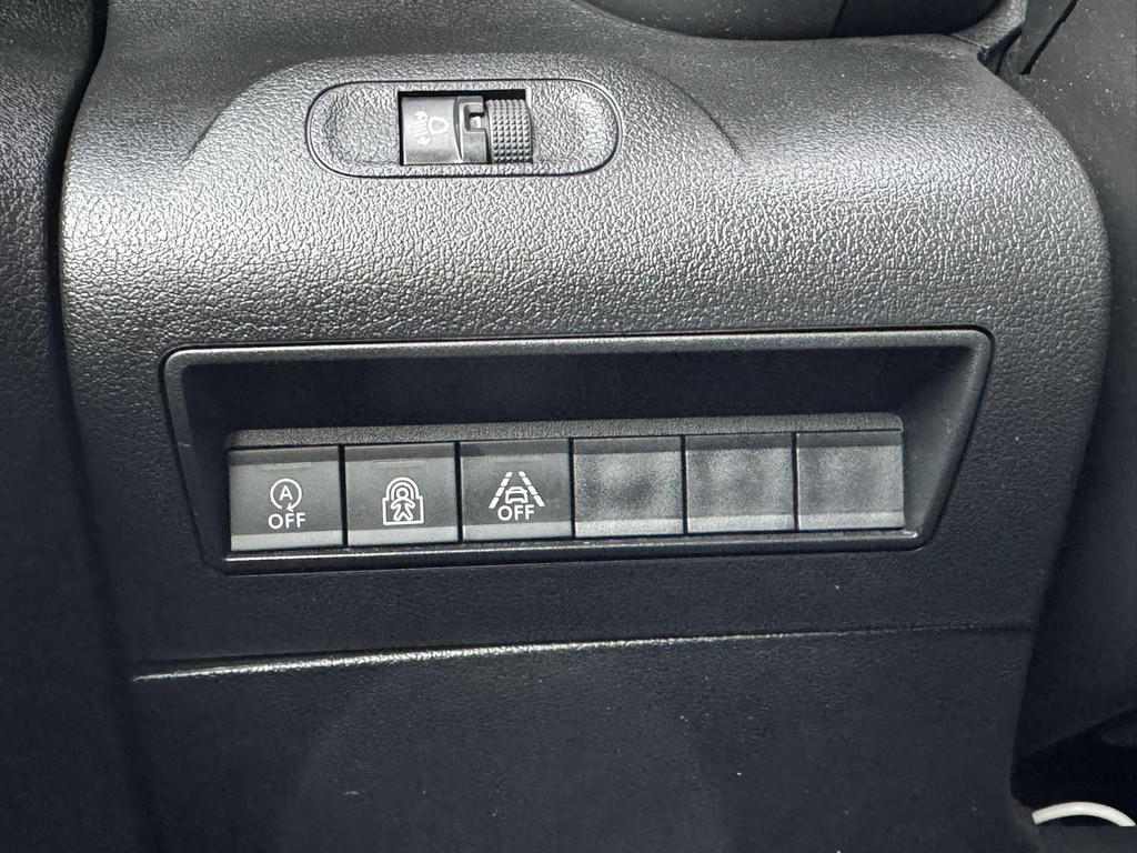 41570014-40.jpg