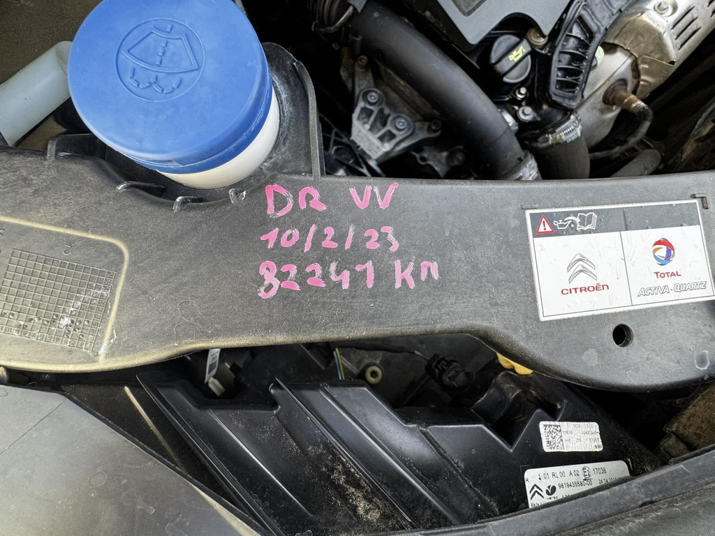41570014-54.jpg