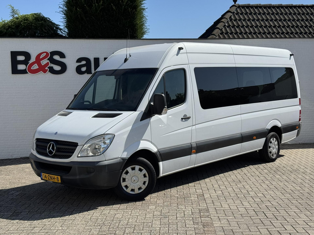 47067587-0.jpg