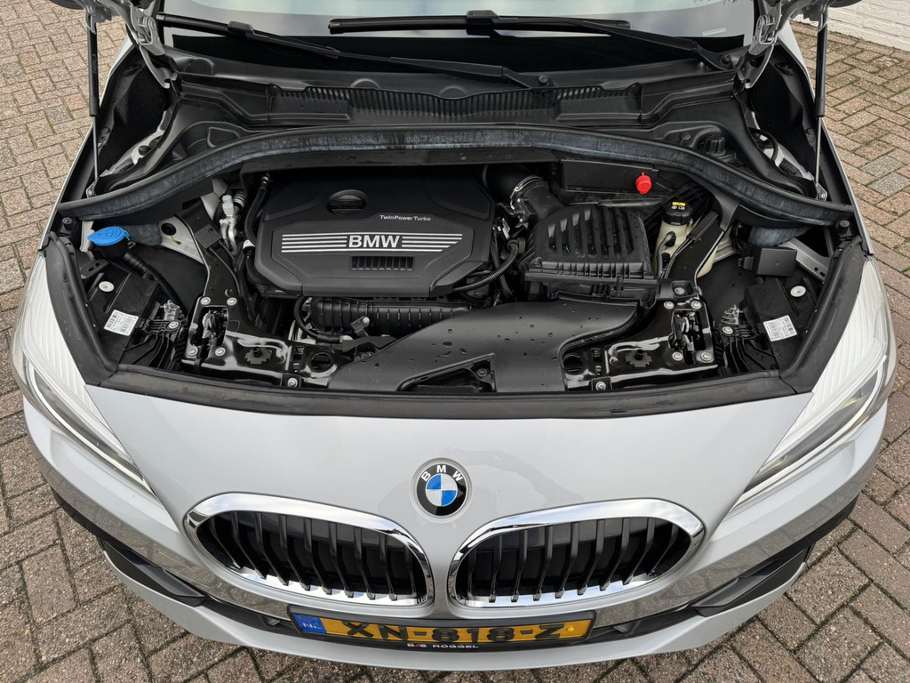 48514335-40.jpg